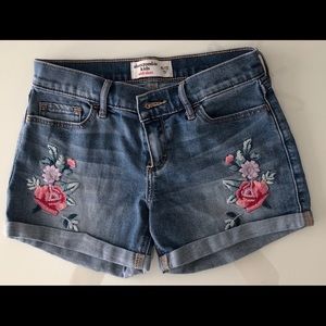 Abercrombie Girl’s Jean Shorts with Floral design